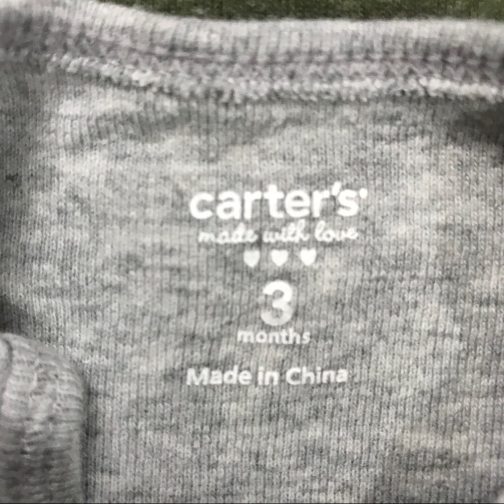 Baby Boy Carter’s long sleeve onesies- 3 months - Picture 2 of 2